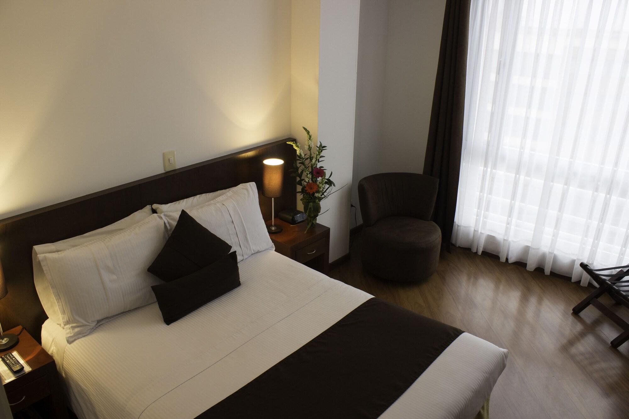 Hotel Casa Galvez Manizales Exteriör bild