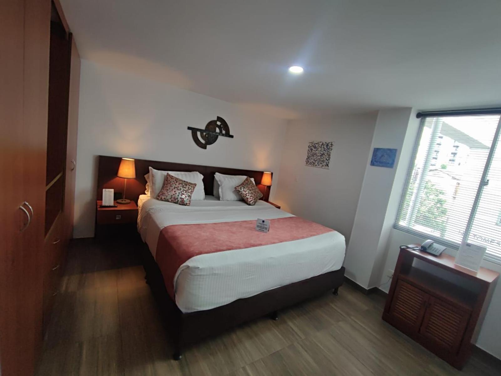 Hotel Casa Galvez Manizales Exteriör bild