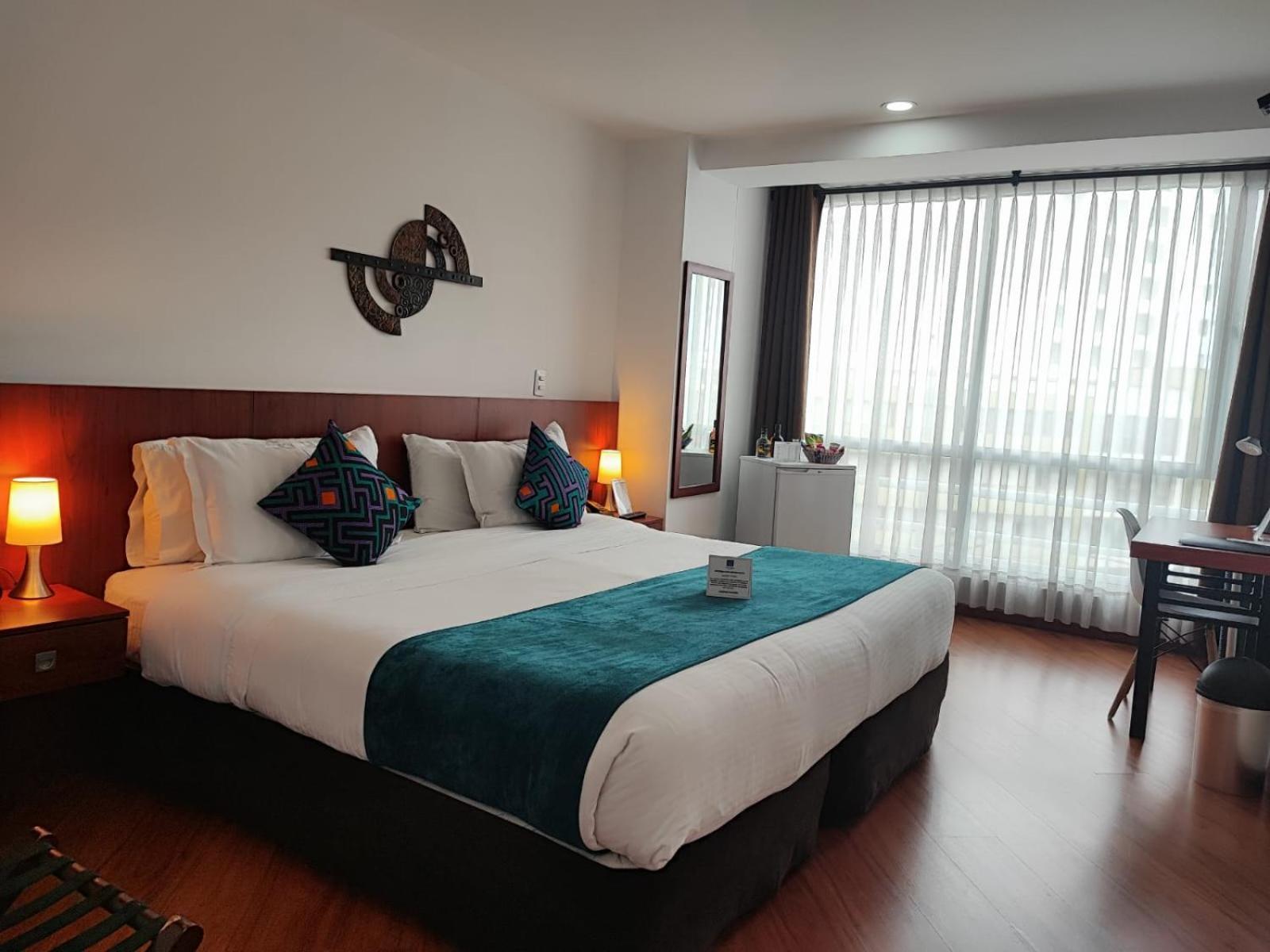 Hotel Casa Galvez Manizales Exteriör bild